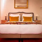 Restaurant Le Centenaire 4* Les Eyzies