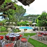 Restaurant Le Centenaire 4* Les Eyzies