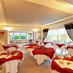 Restaurant Le Centenaire 4* Les Eyzies