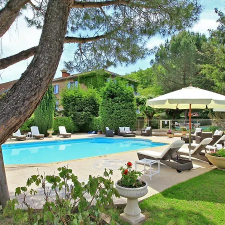 Hotel Restaurant Le Centenaire 4*