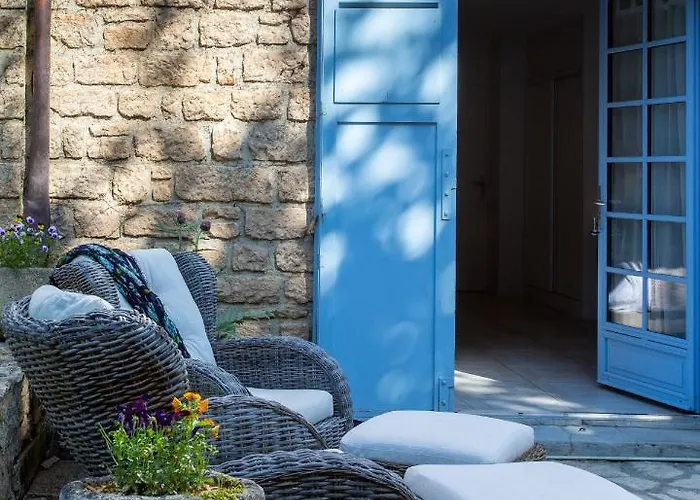 Hotel Restaurant Le Centenaire Les Eyzies