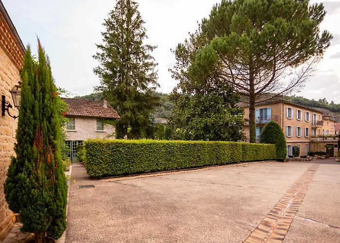 Restaurant Le Centenaire Hotel Les Eyzies