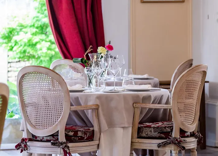 Restaurant Le Centenaire Hotel Les Eyzies