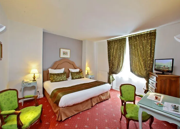 Hotel Restaurant Le Centenaire Les Eyzies