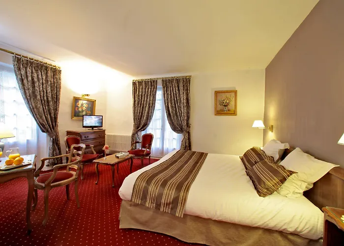 Restaurant Le Centenaire Hotel Les Eyzies