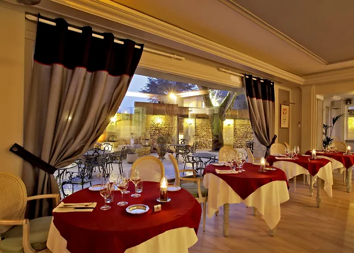 Restaurant Le Centenaire 4* Les Eyzies